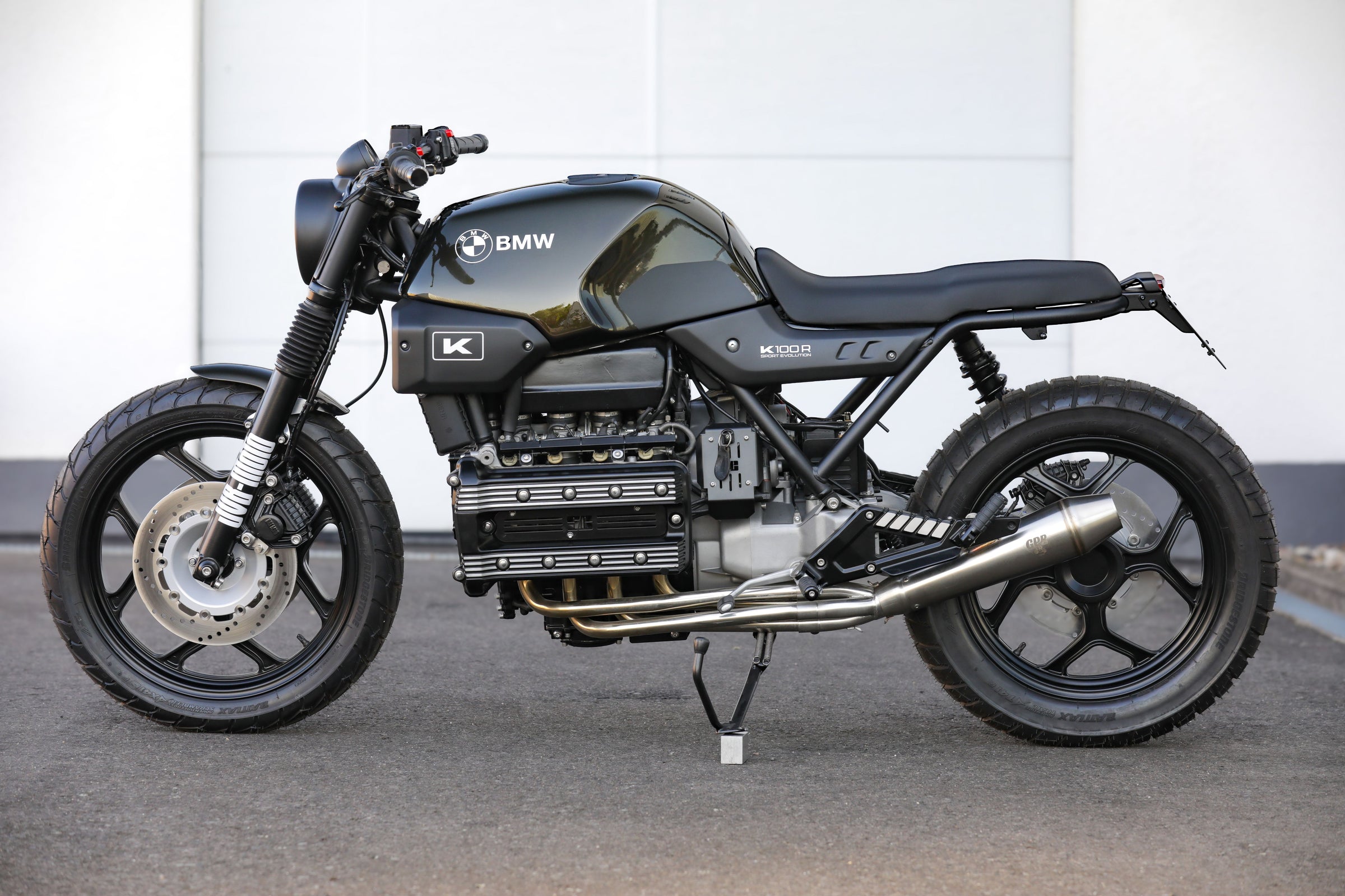BMW K100 SE Roadster Basic Concept Bike