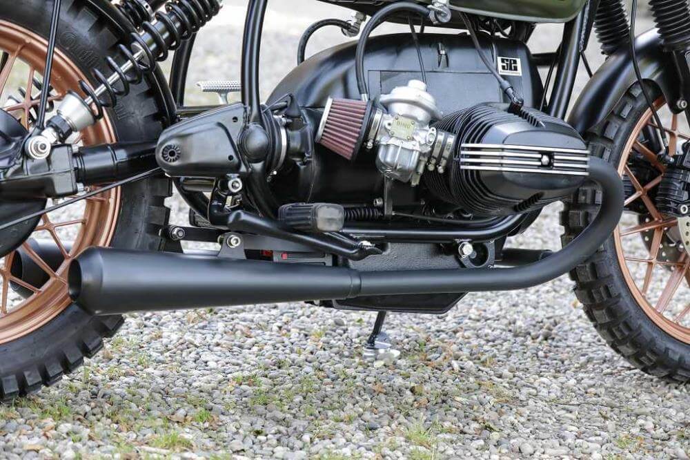 BMW R100rsツインショック用 アルミトップブリッチ パウダーコート