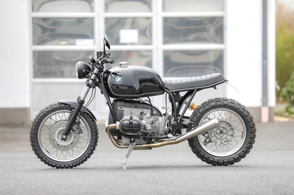 BMW R100R Scrambler Customisation noir classique