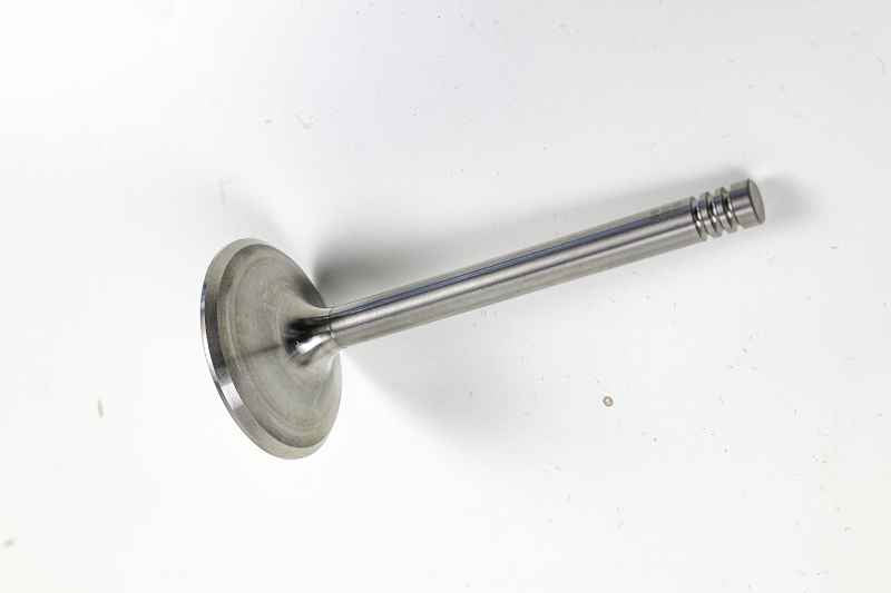 R100 Einlassventil nitriert 44mm mit 8mm Schaft Sitzwinkel 45°