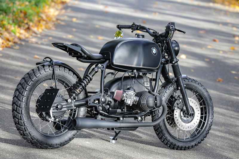 BMW Bobber SE Concept Bike black tour