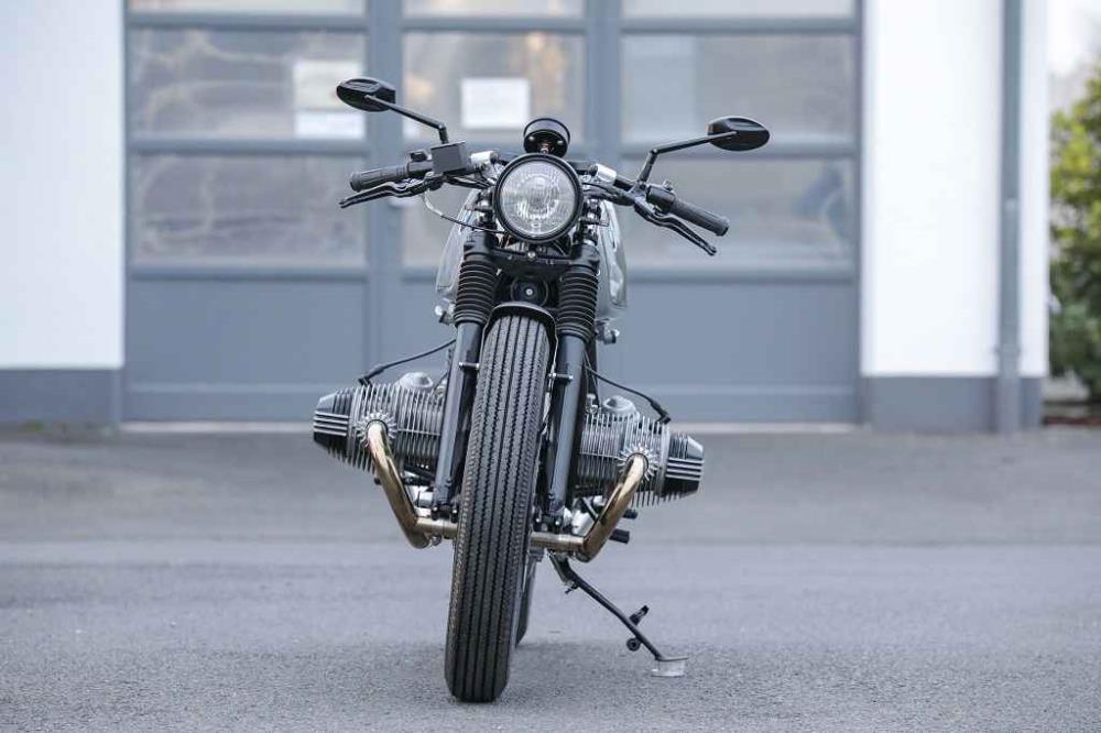 BMW Cafe Racer Concept Bike Special Silver