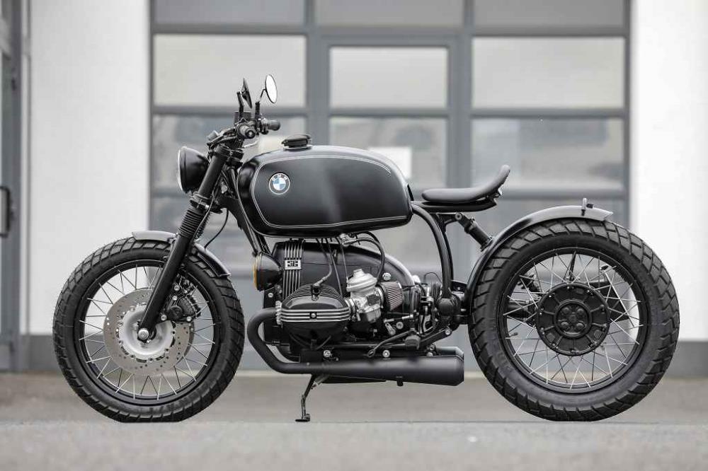 BOBBER Beispielkonfiguration  ✚ Motorpaket schwarz✔ Speichenräder✔ Offene Filter✔ Zusatzscheinwerfer ✔