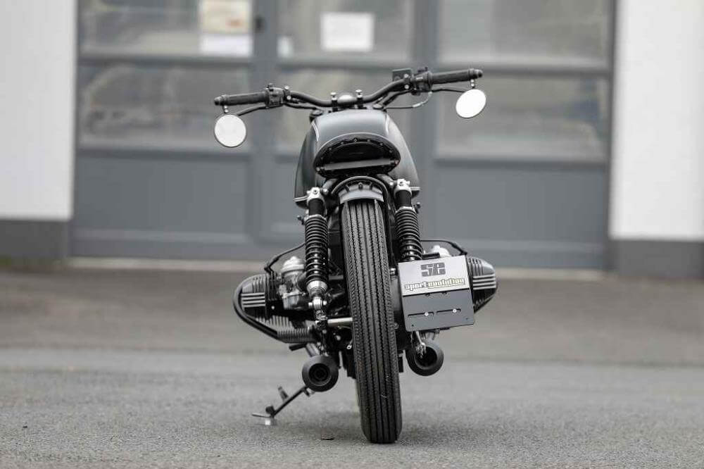 BMW Bobber SE Concept Bike Twinshock black series