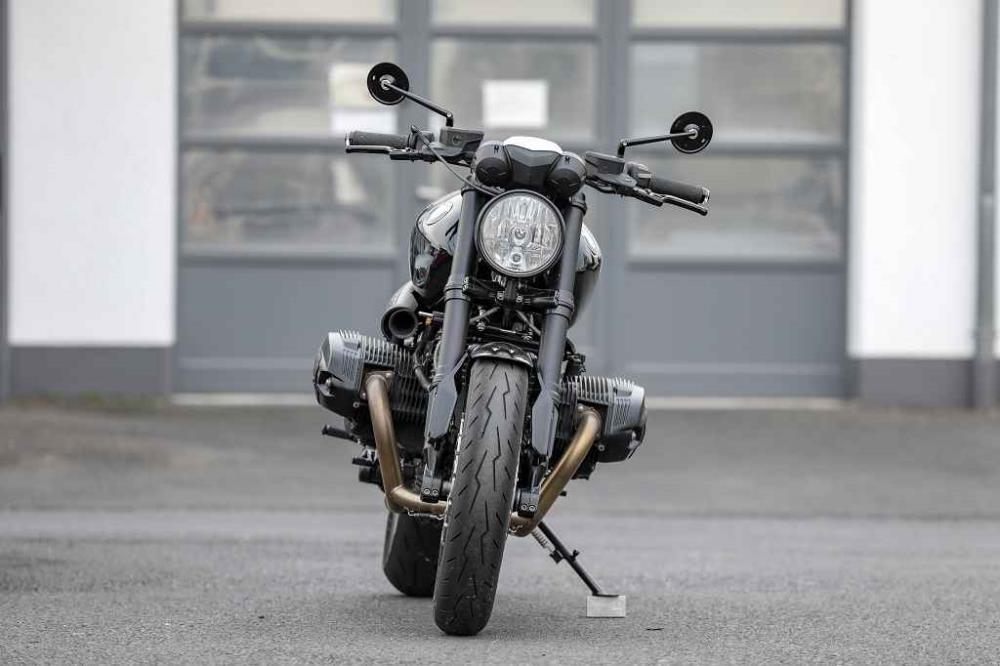 BMW SE R nineT black series