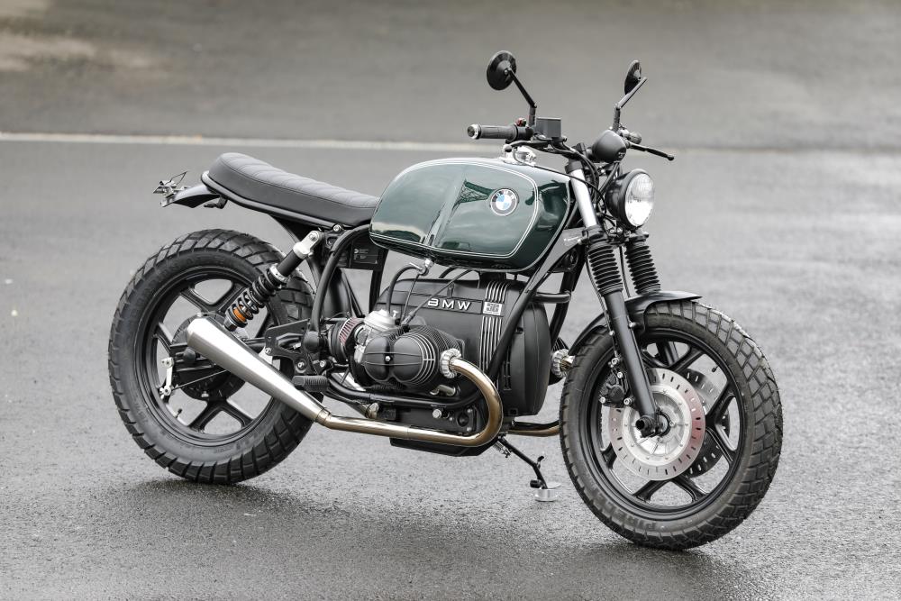 Roadster Beispielkonfiguration ✚ Motorpaket schwarz✔ Offene Filter✔ 2-2 Auspuff✔ Heavy Duty Fender✔