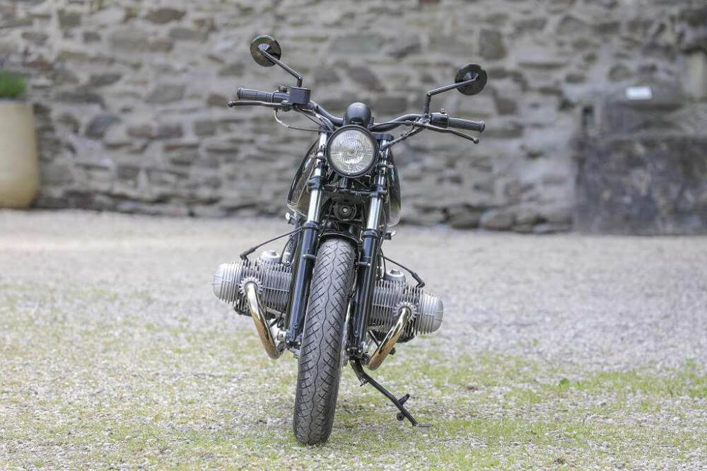 BMW Cafe Racer SE Concept Bike Classic black