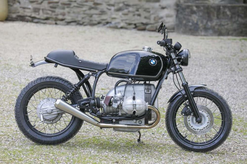 BMW Cafe Racer SE Concept Bike Classic black