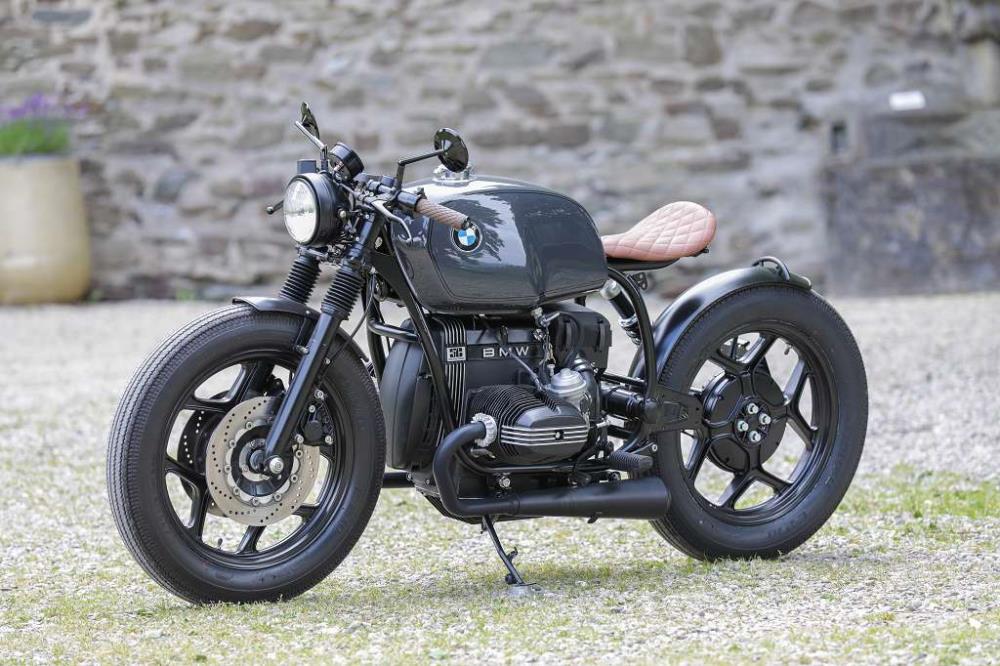 BMW Bobber SE Concept Bike Racer classic gray