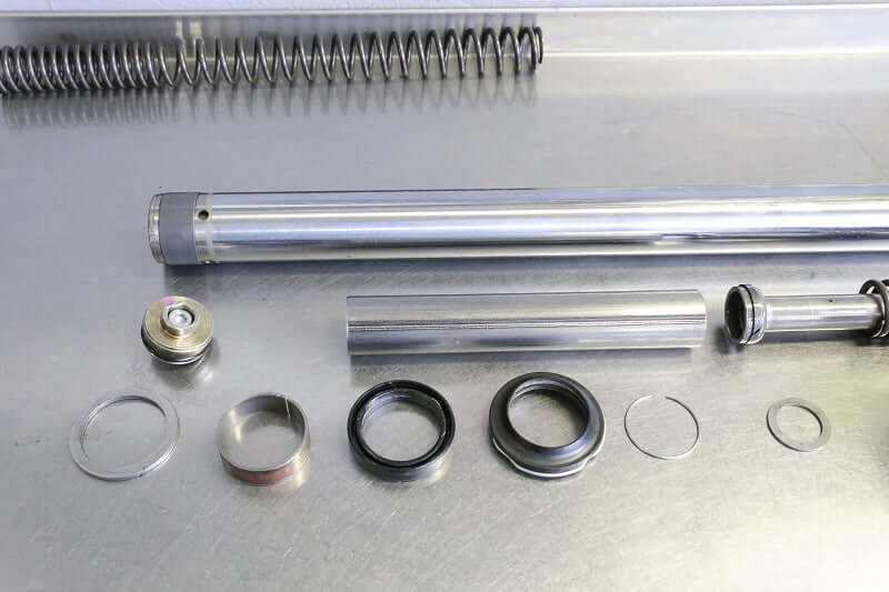 BMW Gabel Überholen inklusive Material -  Staubkappen, Simmeringe, Gabelöl