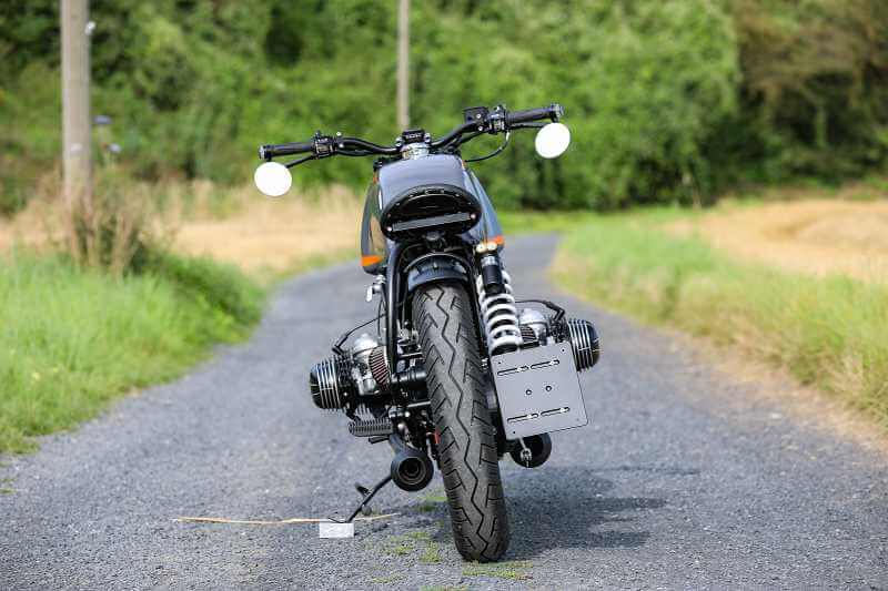 BMW Bobber SE Concept Bike Performance Edition gray orange