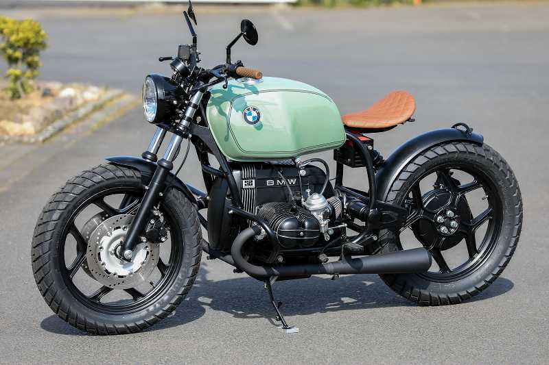 BMW Bobber SE Concept Bike light green