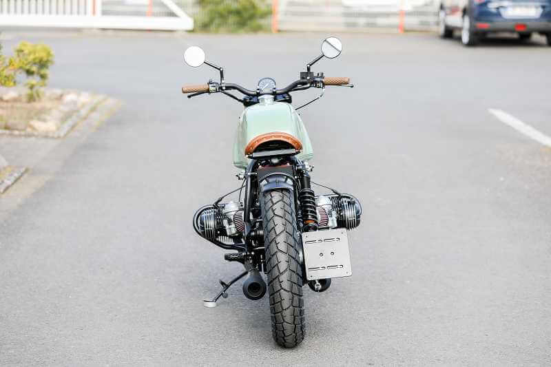 BMW Bobber SE Concept Bike light green
