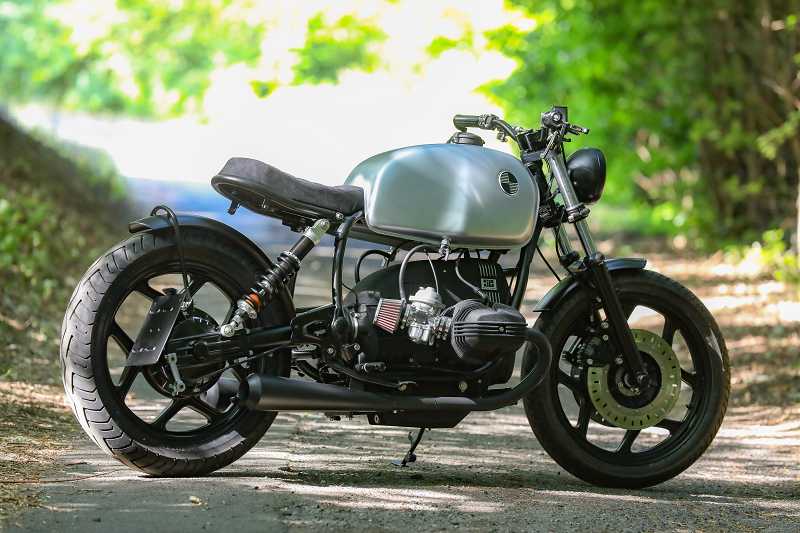 BMW Bobber SE Concept Bike Silver Blade
