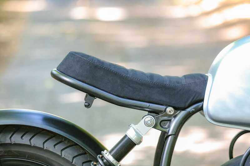 BMW Bobber SE Concept Bike Silver Blade