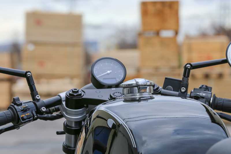 BMW Cafe Racer SE Concept Bike Classic Black Line