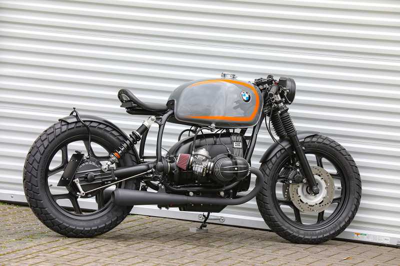 BMW Bobber SE Concept Bike Racer Edition gray orange