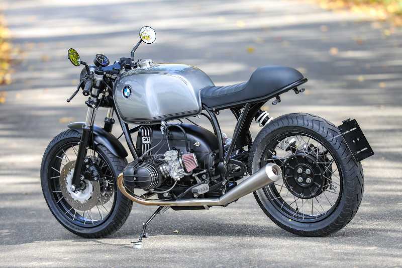 BMW Cafe Racer SE Concept Bike Classic Silver Line