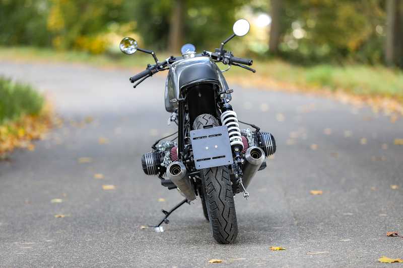 BMW Cafe Racer SE Concept Bike Classic Silver Line