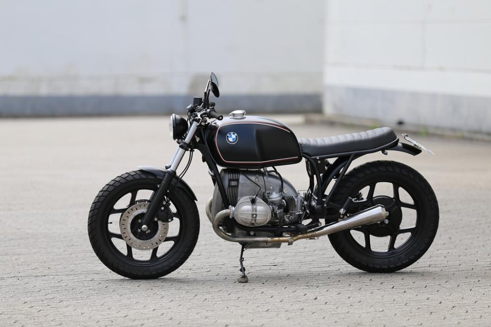 BMW Roadster SE Concept Bike Basic Line Black