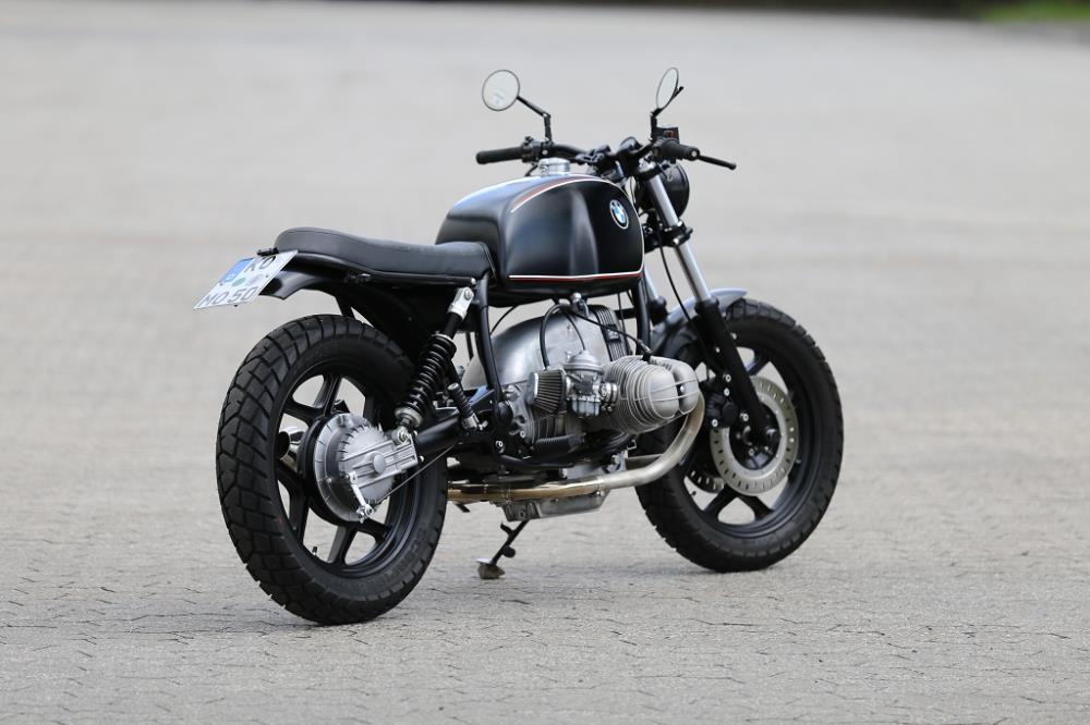 BMW Roadster SE Concept Bike Basic Line Black