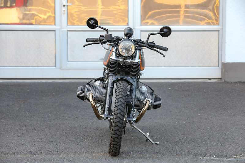 BMW Bobber SE Concept Bike Basic yelow gray