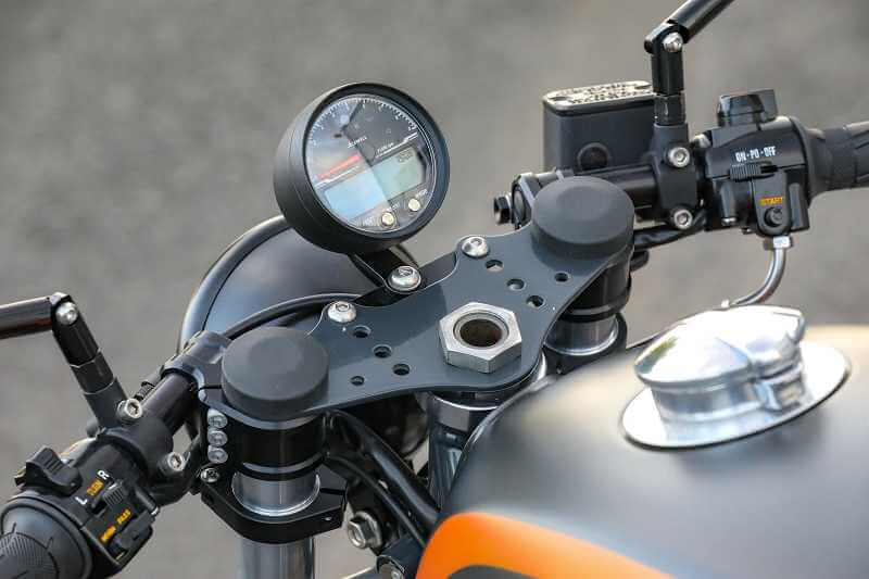 BMW Bobber SE Concept Bike Basic yelow gray