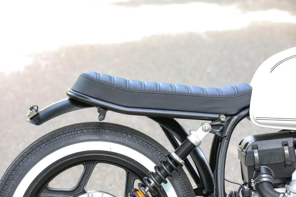 BMW Roadster SE Concept Bike White Beauty Edition