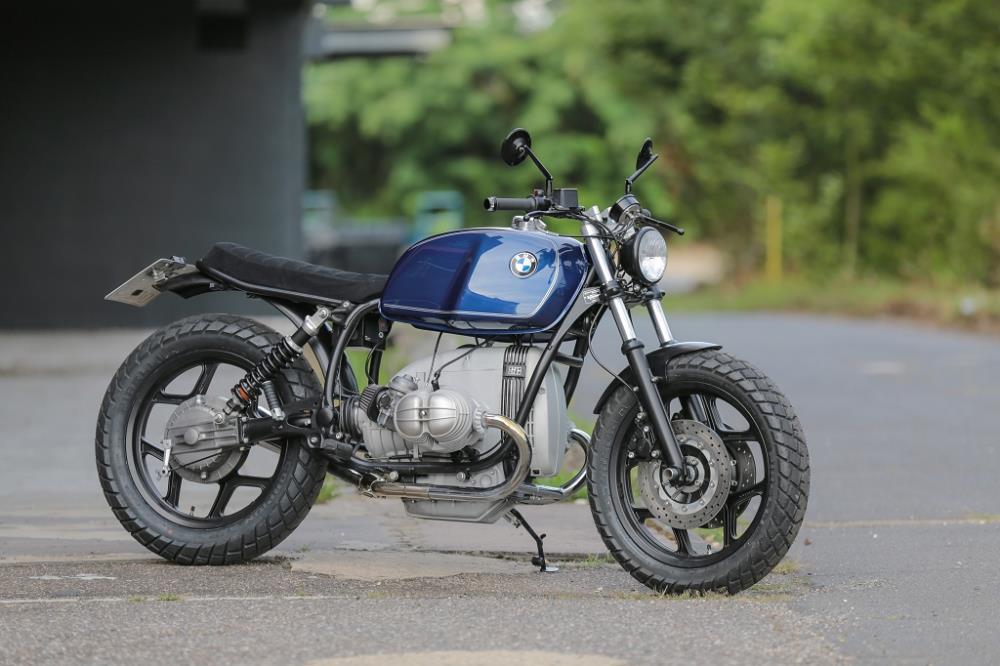 BMW Roadster SE Concept Bike Blue Beauty