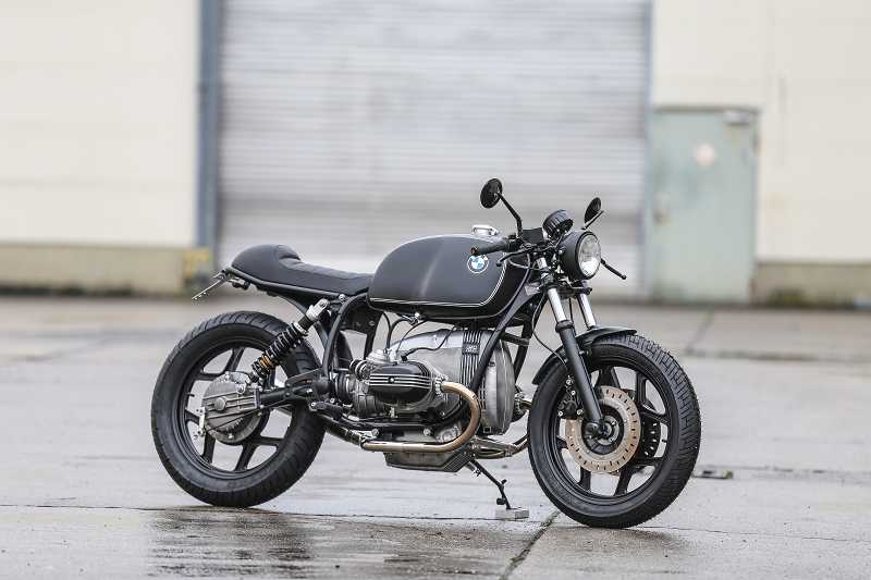BMW Cafe Racer SE Concept Bike Basic Line black