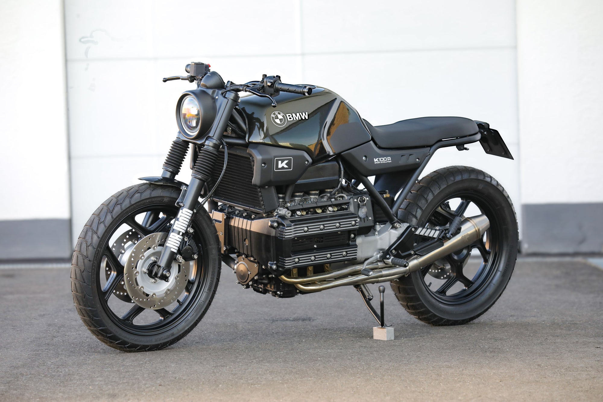BMW K100 SE Roadster Basic Concept Bike