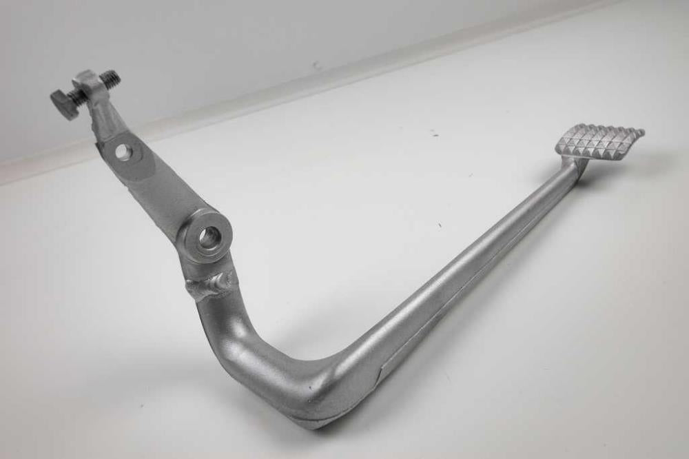 BMW Twinshock Bremspedal für SE Bobber Auspuff modifizieren