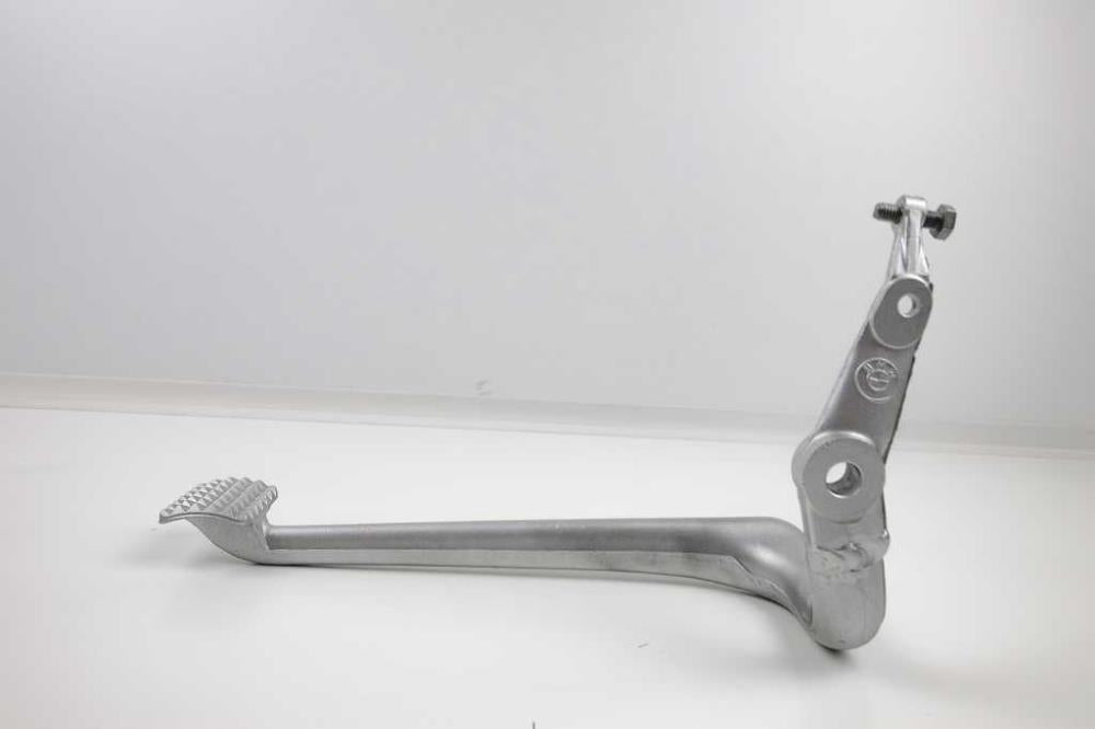 BMW Twinshock Bremspedal für SE Bobber Auspuff modifizieren