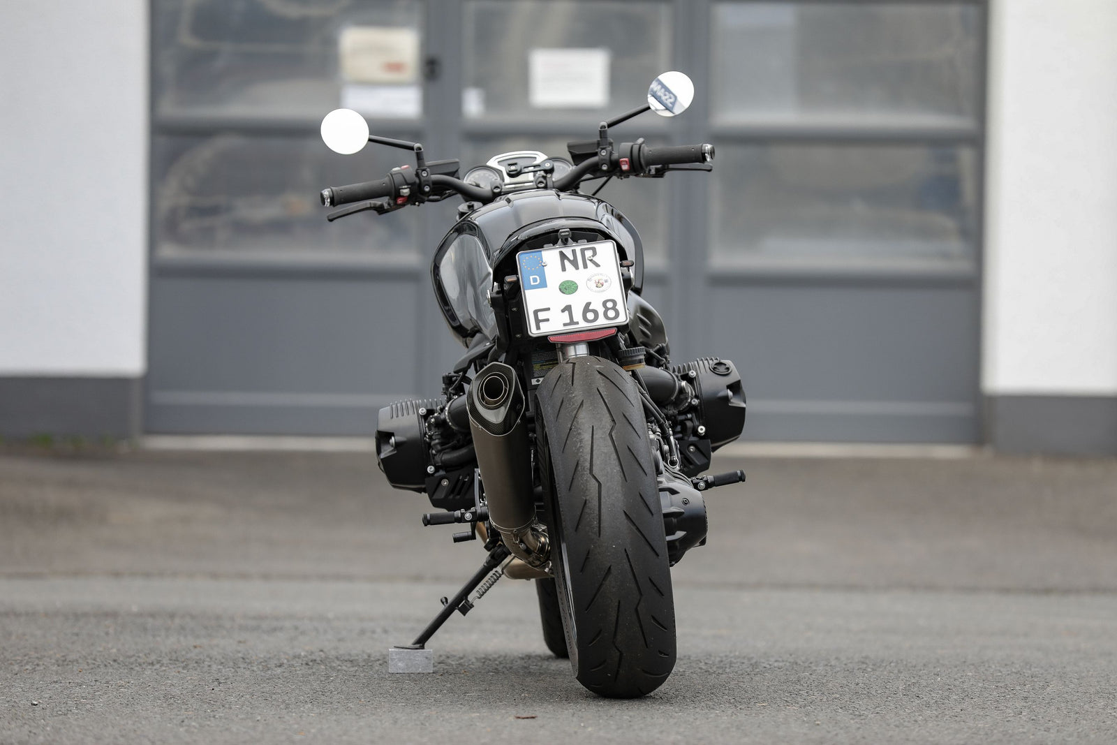 BMW SE R nineT black series