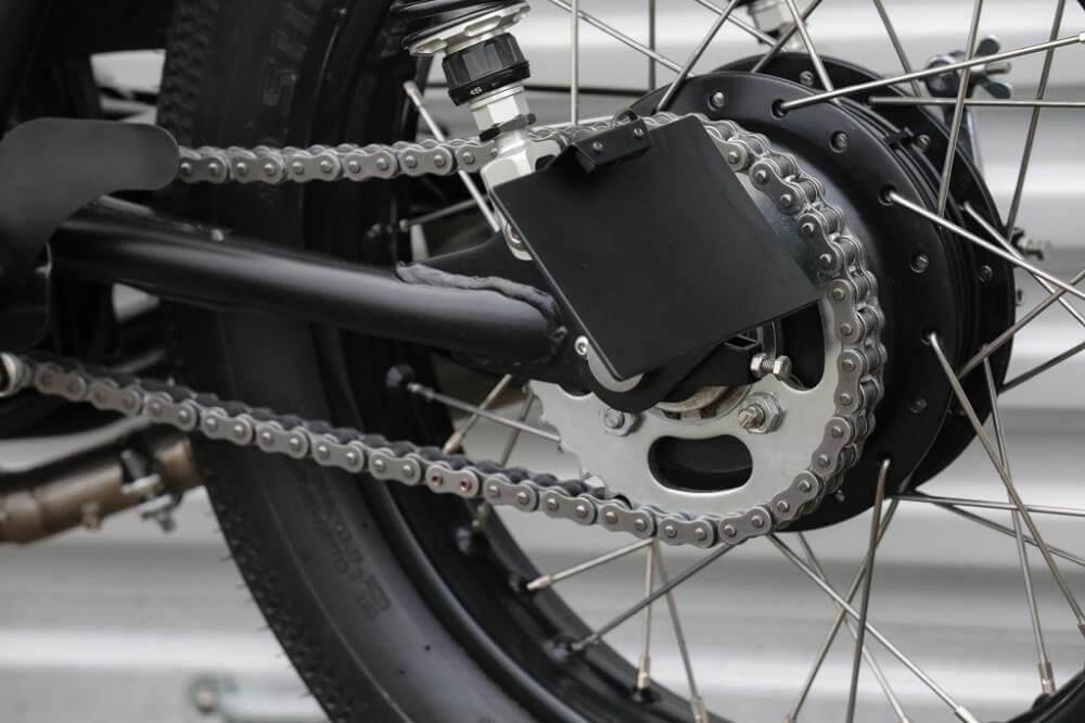 Honda CB 250 Café Racer Umbau inklusiver kompletter Restauration