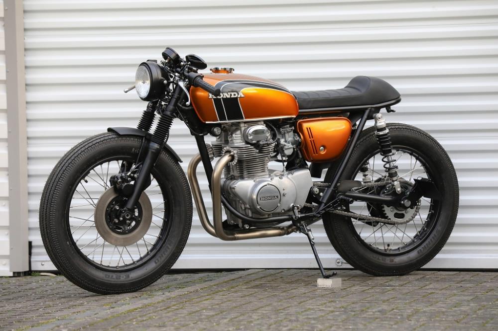 Honda CB 250 Café Racer Umbau inklusiver kompletter Restauration