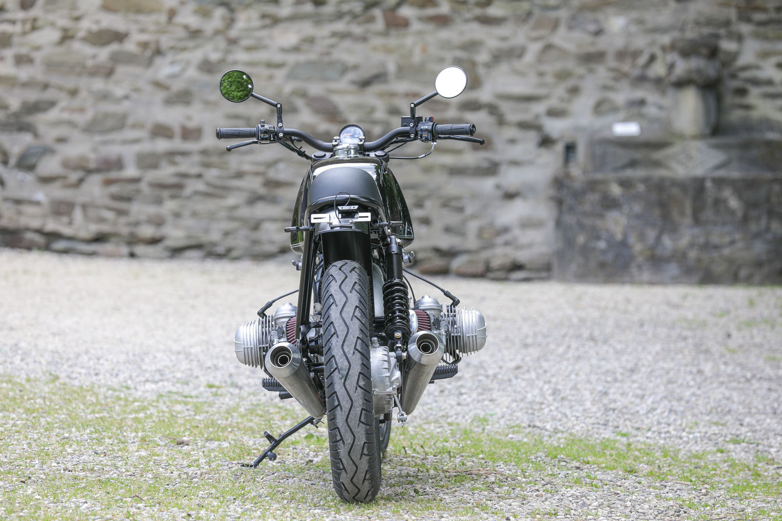 BMW R100 Cafe Racer SE Concept Bike Classic black