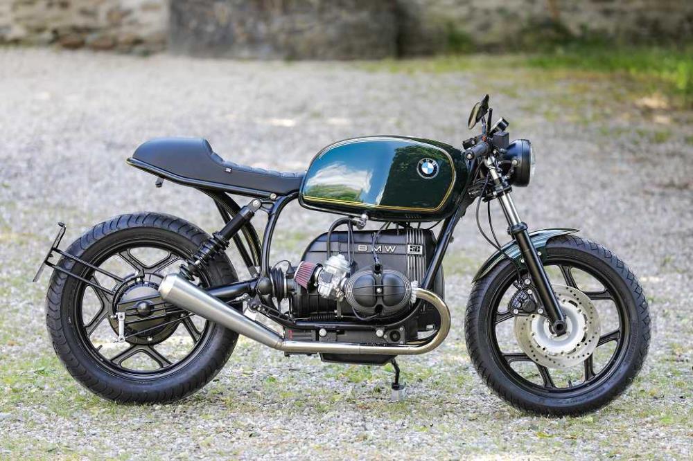 Cafe Racer Beispielkonfiguration ✚ Motorpaket schwarz✔ Offene Filter✔ 2-2 Auspuff✔ Heavy Duty Fender✔ Anlasserhaube✔