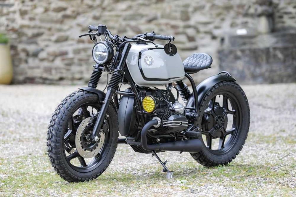 Bobber Beispielkonfiguration  ✚ Motorpaket schwarz✔ Offene Filter✔ 2-2 Auspuff✔ Zusatzscheinwerfer✔