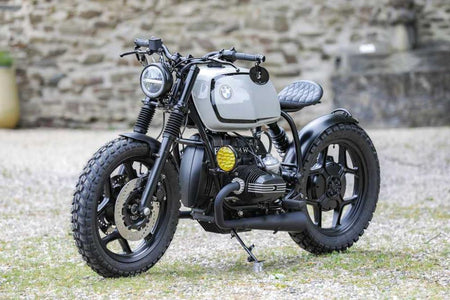 Bobber Beispielkonfiguration  ✚ Motorpaket schwarz✔ Offene Filter✔ 2-2 Auspuff✔ Zusatzscheinwerfer✔