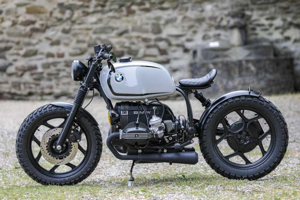 Bobber Beispielkonfiguration  ✚ Motorpaket schwarz✔ Offene Filter✔ 2-2 Auspuff✔ Zusatzscheinwerfer✔