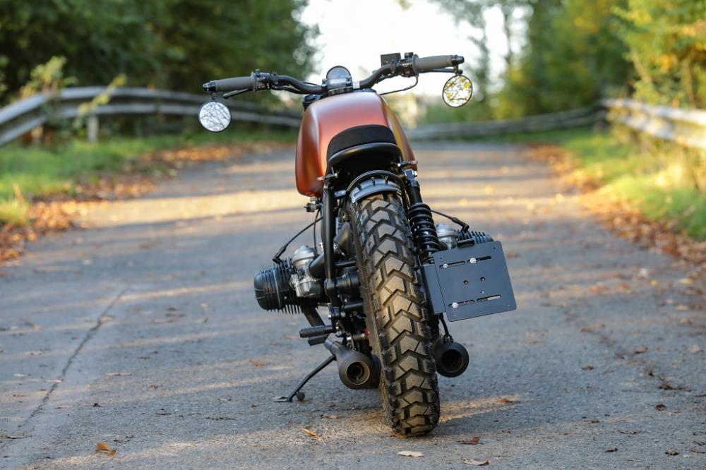 BMW Bobber SE Concept Bike Silver Blade