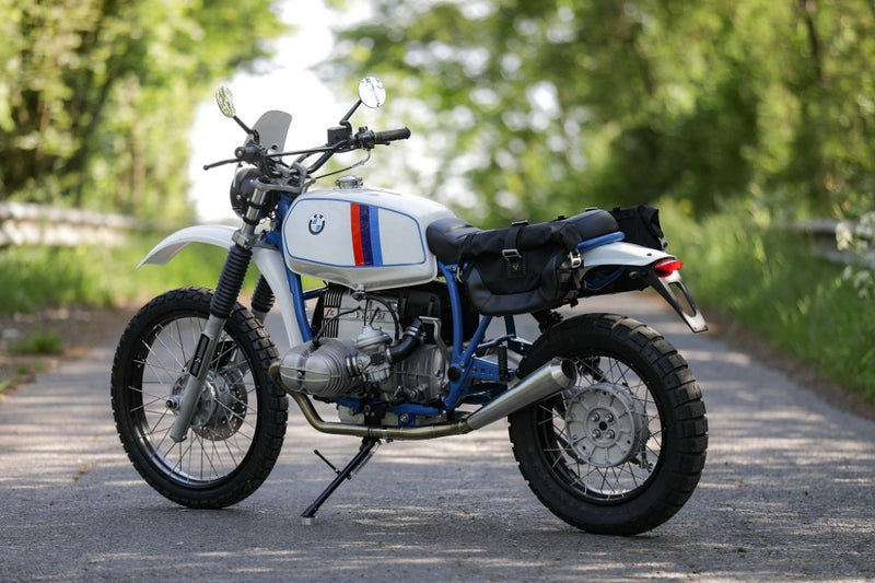 SE ENDURO CONCEPT BIKE ANGL