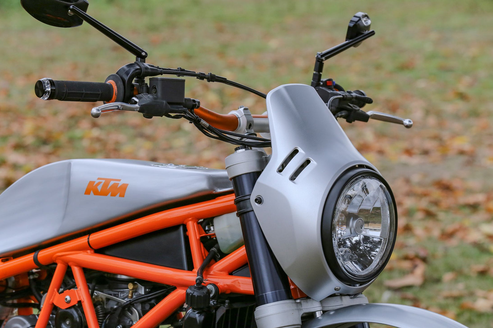 KTM 950 Scrambler individueller Motorrad-Umbau