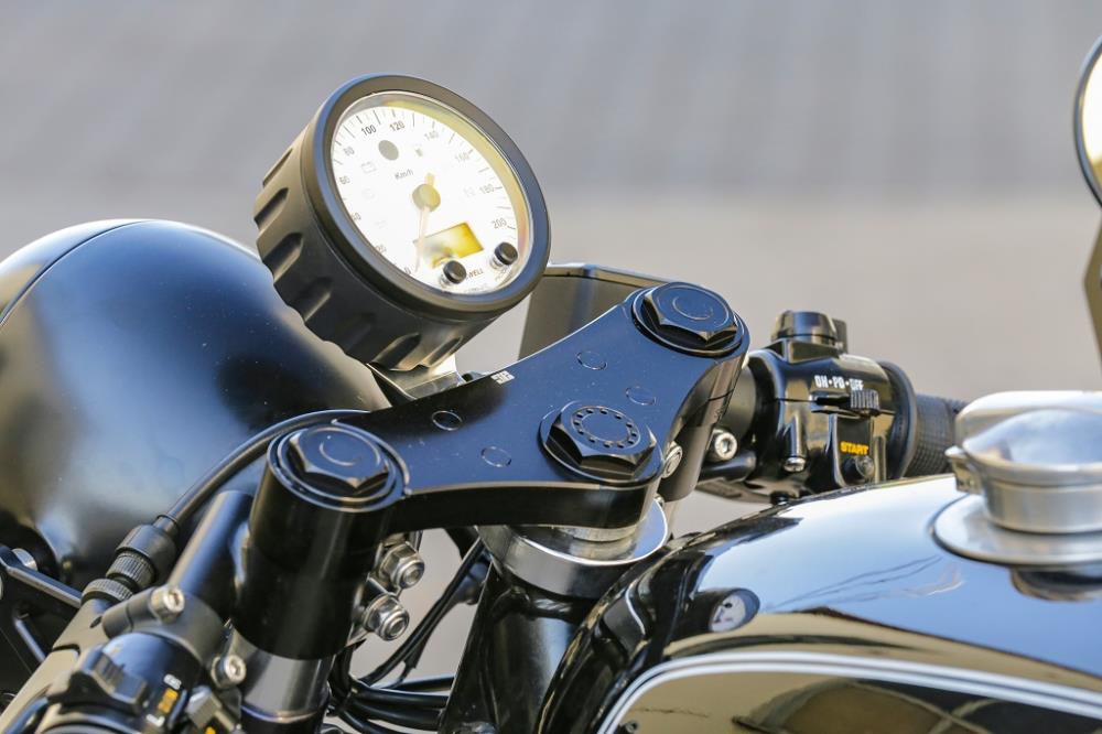 BMW R100RS Cafe Racer Motorradumbau black