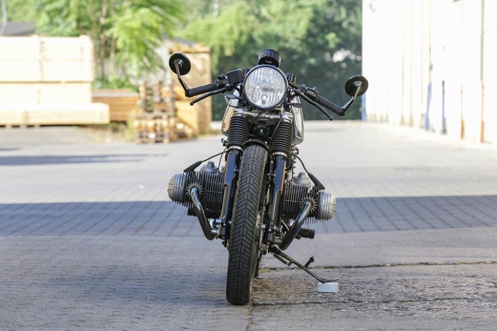 BMW R100RS Cafe Racer Motorradumbau black