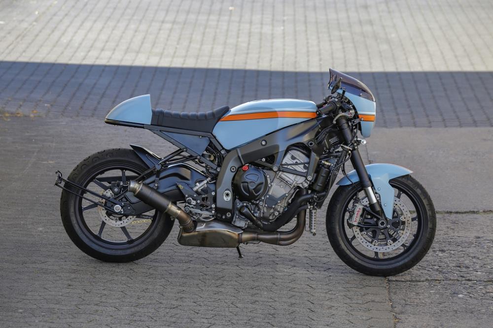 BMW S1000RR verrückter Caferacer Motorradumbau
