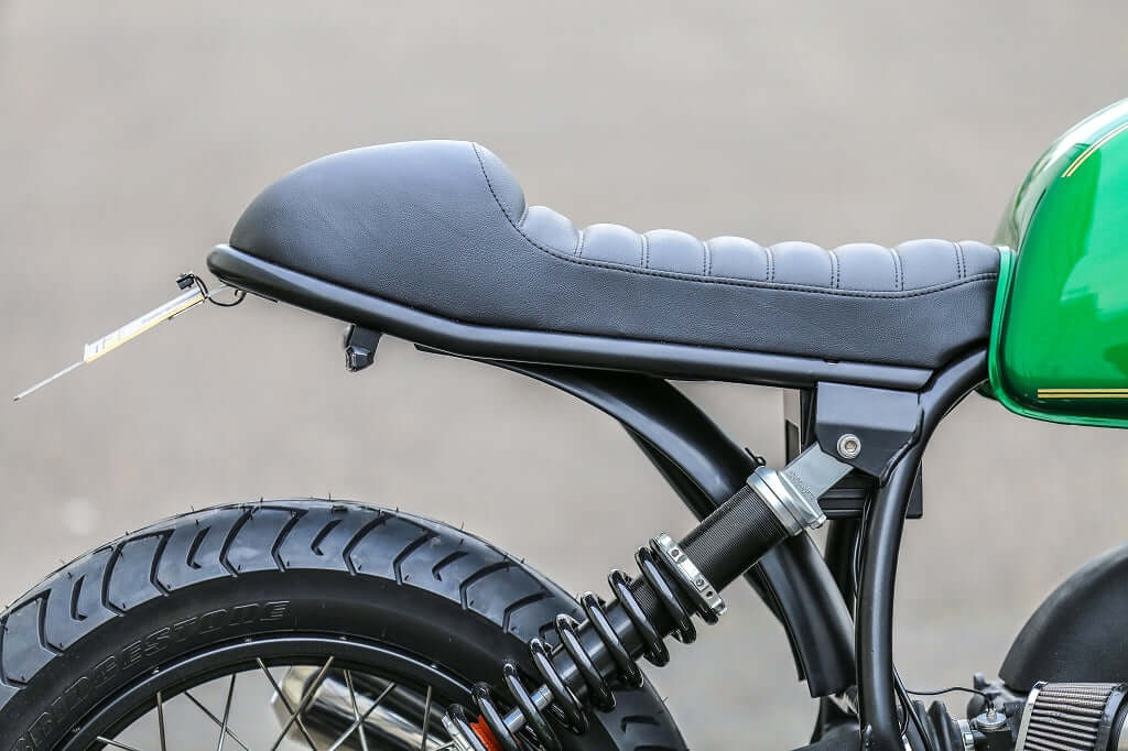 アルミ製リアフェンダー 長さ520mm 幅145mm - Sport Evolution
