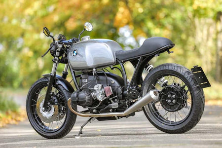 Cafe Racer Beispielkonfiguration ✚ Speichenräder✔ Motorpaket schwarz✔ Offene Filter✔ 2-2 Auspuff✔ Anlasserhaube✔