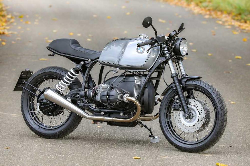 Cafe Racer Beispielkonfiguration ✚ Speichenräder✔ Motorpaket schwarz✔ Offene Filter✔ 2-2 Auspuff✔ Anlasserhaube✔